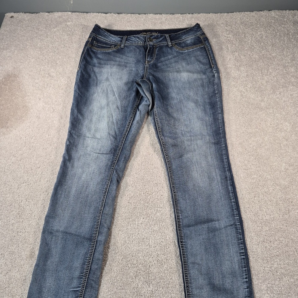 Maurices Women's Jeans Size Large Skinny Blue Stretch Denim Pants whiskered fade